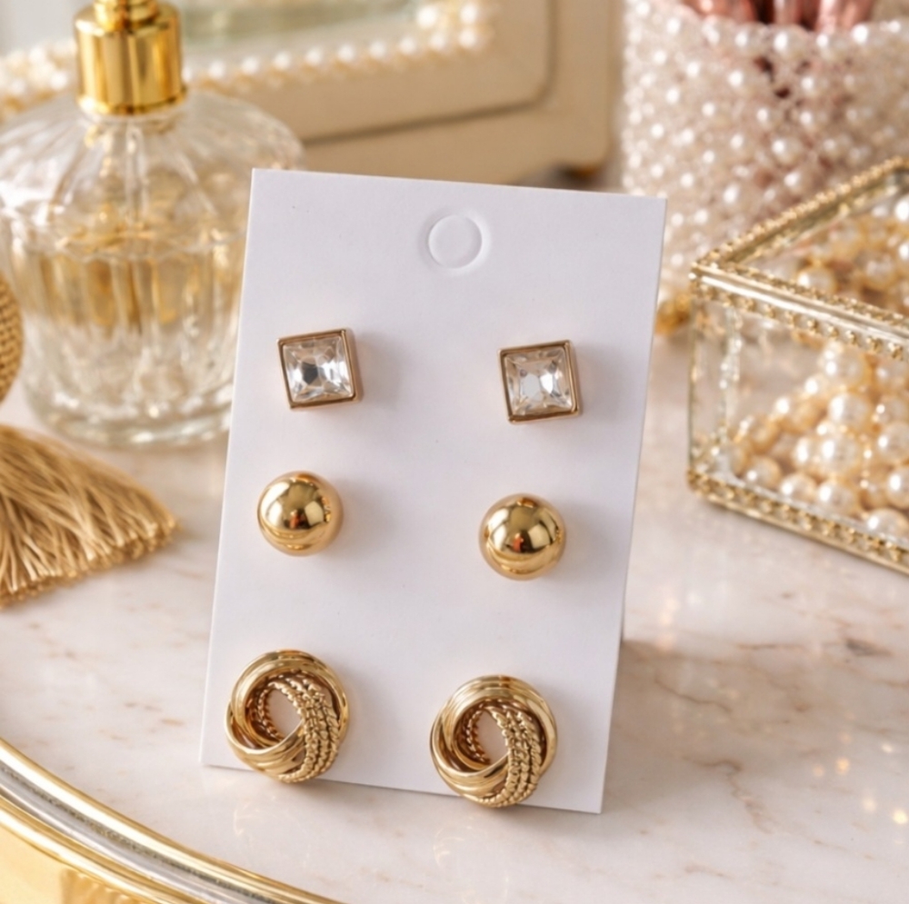 Bansri Gold Earring Stud Set New